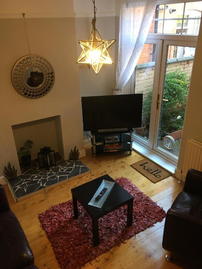 Lavender Apartment Leicester Exterior photo